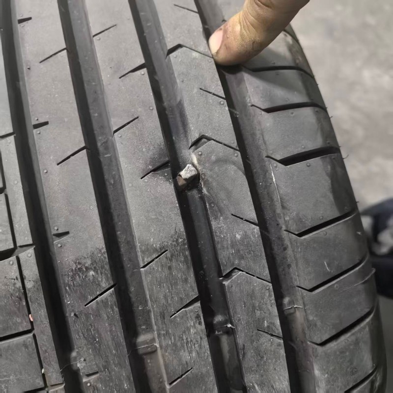 扎胎特写.jpg